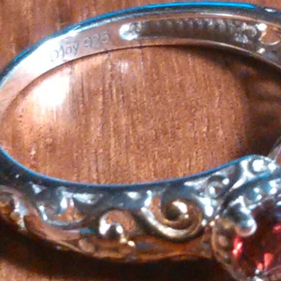 Mozambique Garnet Sterling Silver Trilogy Ring (Size 6) - Picture 10 of 15